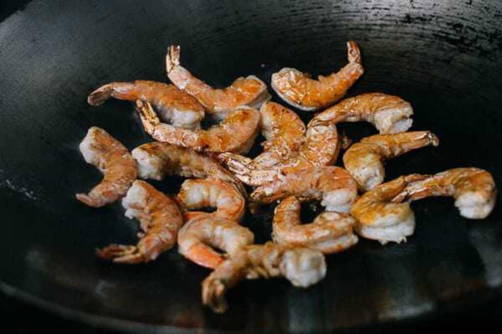 cach-lam-mon-tom-sot-ca-chua-huong-dan-chi-tiet-tung-buoc