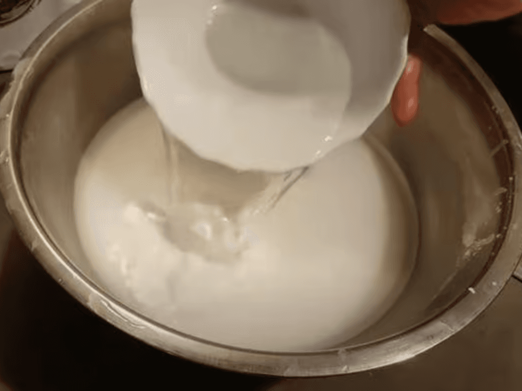 bi-quyet-pha-bot-quyet-dinh-do-dai-beo-va-min-muot-cua-banh