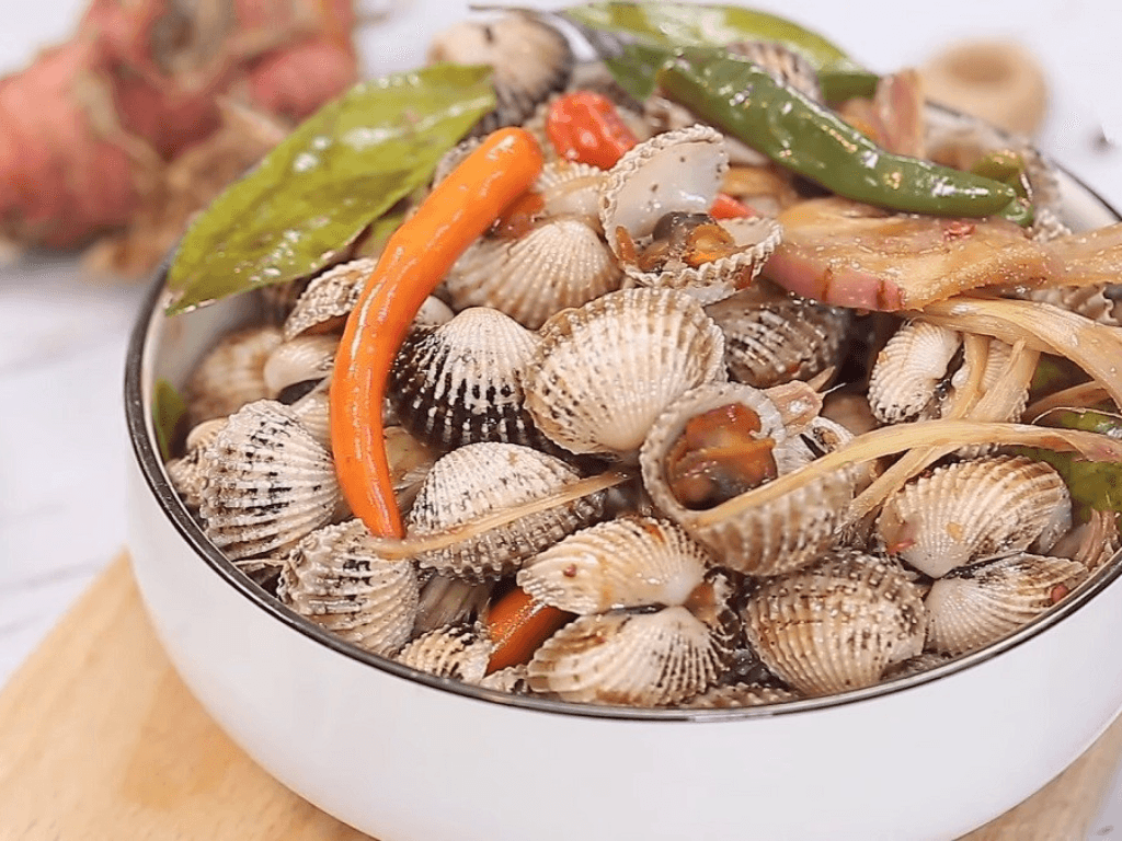 so-huyet-hap-sa-mon-nhau-than-thanh-khien-ai-cung-me