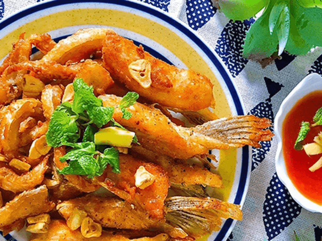 vay-ca-hoi-chien-nuoc-mam-sot-me-hai-phong-cach-hai-con-nghien