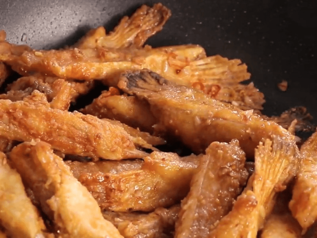 vay-ca-hoi-chien-xu-gion-tan-beo-thom-kho-cuong