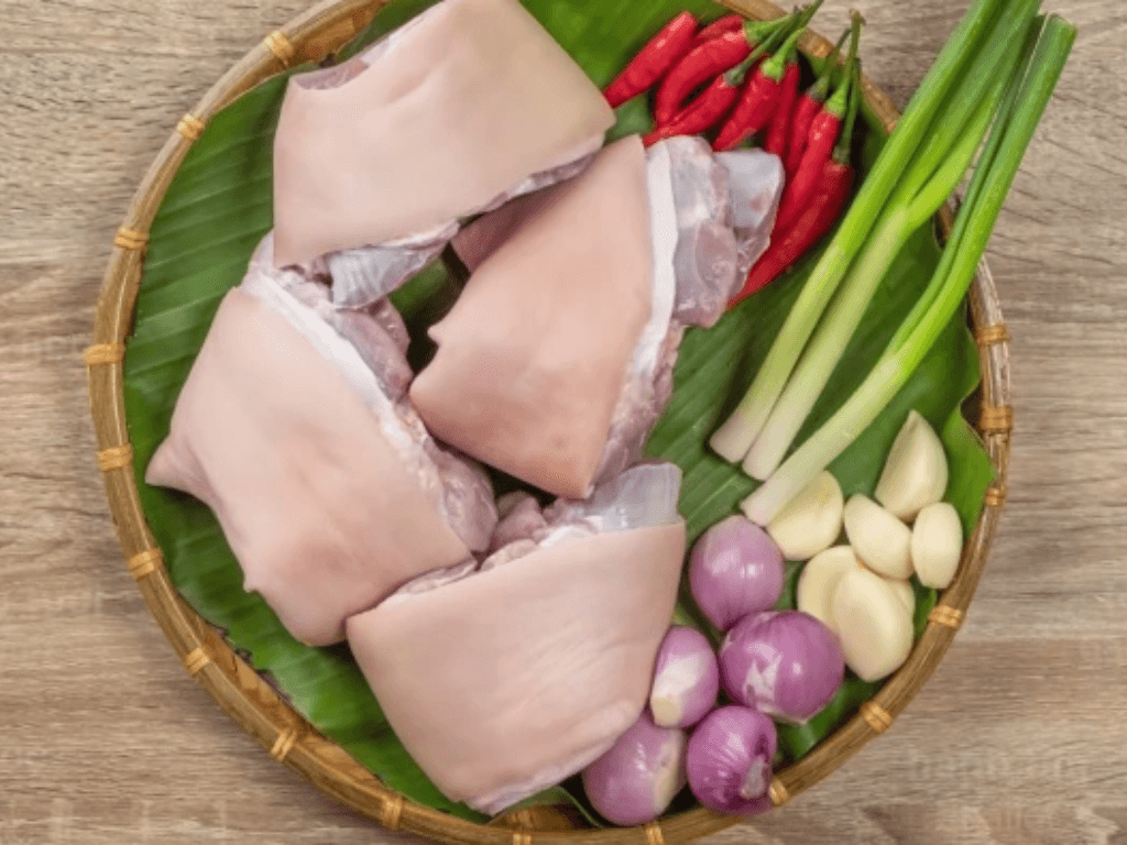 bi-quyet-chon-va-so-che-mong-heo-buoc-dau-cho-mon-chien-hoan-hao