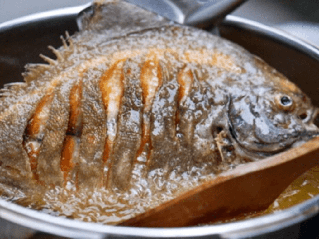 cach-chien-ca-chim-bien-vang-gion-thom-lung-ma-khong-vang-dau