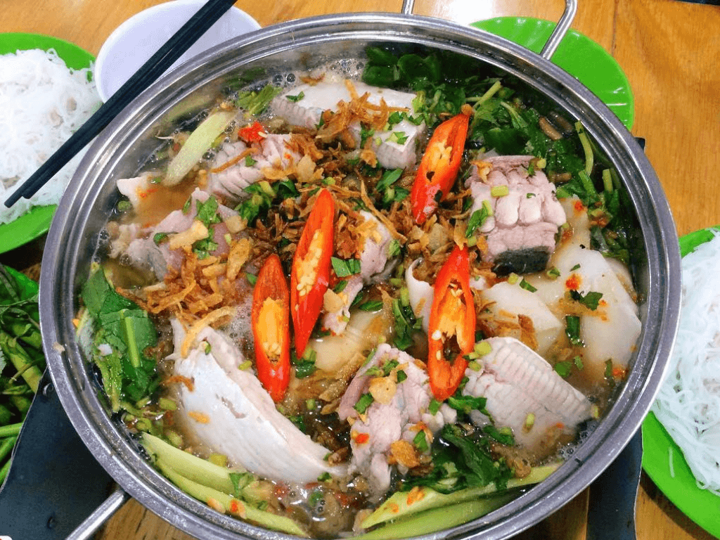 cach-nau-canh-chua-ca-duoi-ngon-tuyet-hao-tung-buoc-chi-tiet