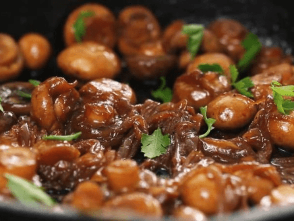 nam-mo-kho-tieu-xanh-mon-an-com-bat-ngo-gay-nghien