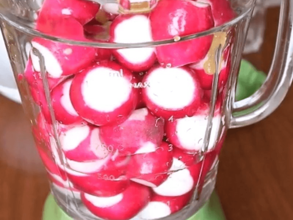 cach-lam-nuoc-ep-cu-cai-do-chuan-detox