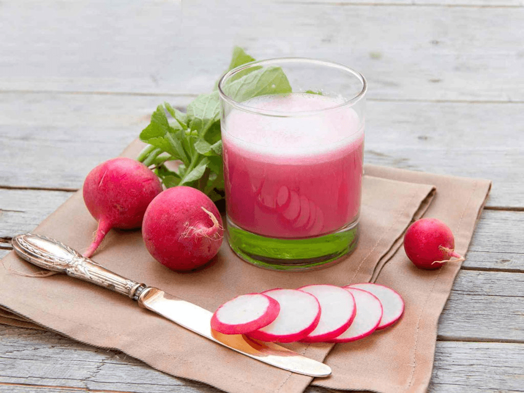 nuoc-ep-cu-cai-do-than-duoc-cho-lan-da-va-co-the