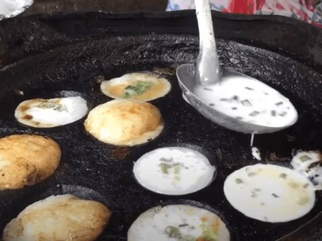 do-banh-khong-can-khuon-van-ra-vo-khot-gion-tan-than-thanh