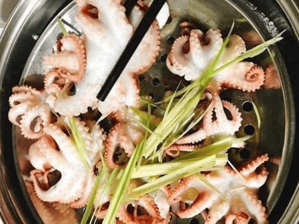 hap-bach-tuoc-voi-bia-cong-thuc-chan-dong-khien-ai-an-cung-me