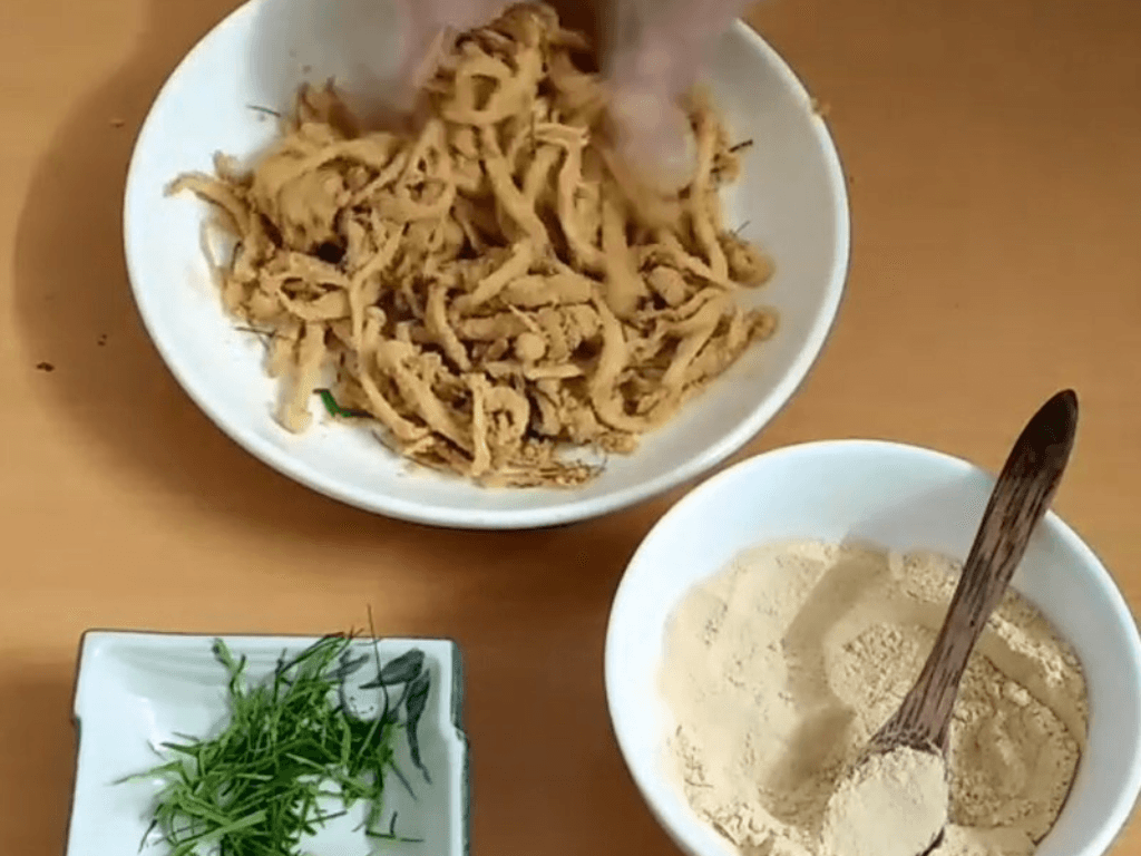 so-che-che-bien-nhan-nem-thinh-chay