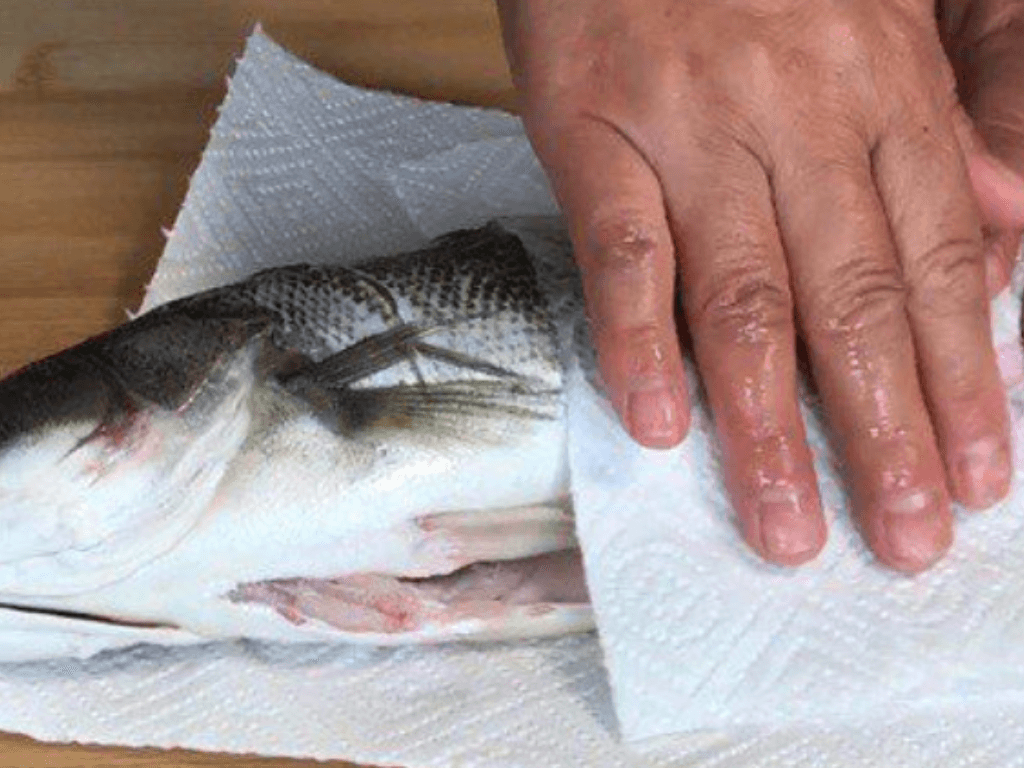 lam-kho-va-ao-ca-dung-cach-bi-mat-it-ai-de-y