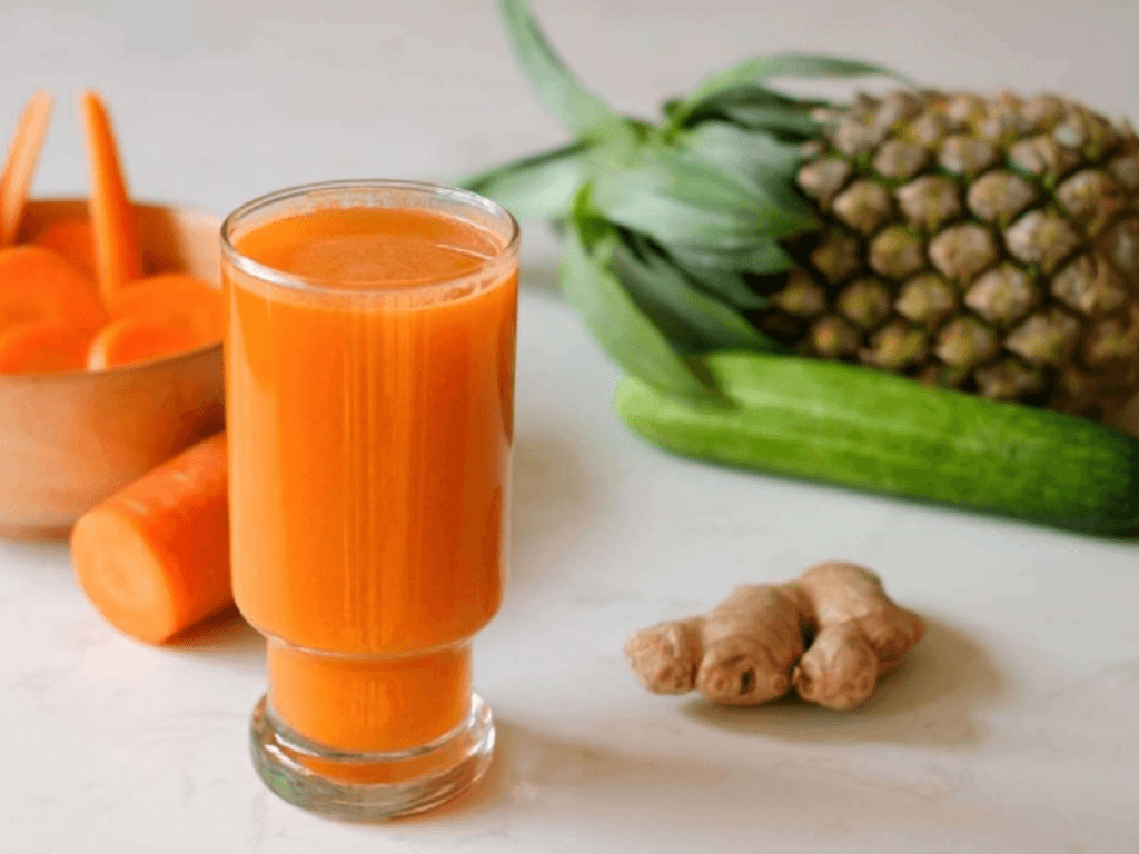 thuc-uong-vang-trong-lang-detox-va-lam-dep