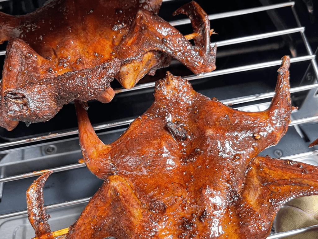 nuong-hanh-trinh-hoa-than-dieu-giua-lan-khoi-cay-nong