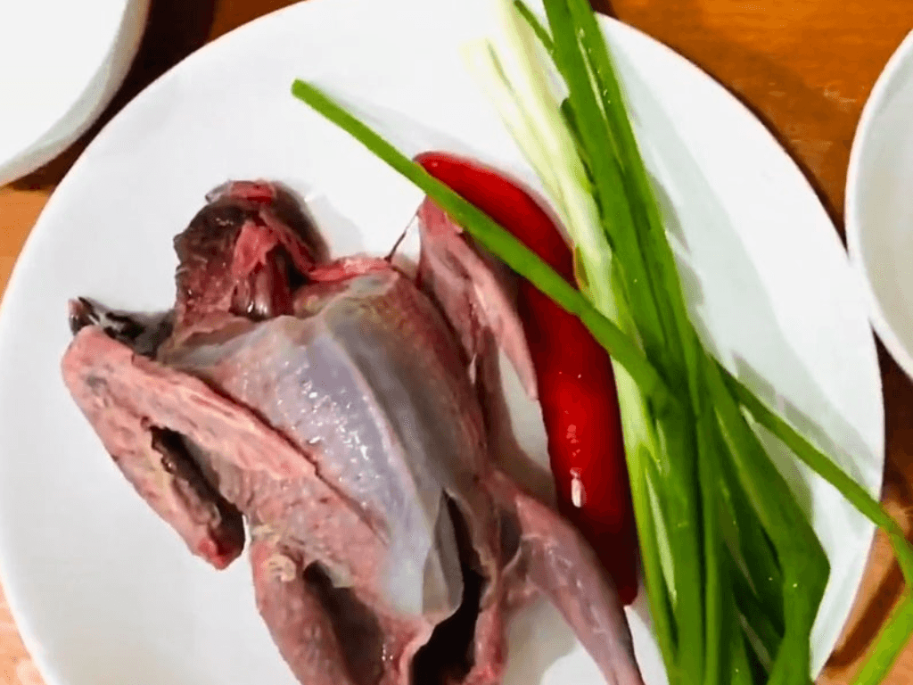 nguyen-lieu-chuan-bi-vu-khi-va-linh-duoc-cho-tran-nuong-kinh-dien