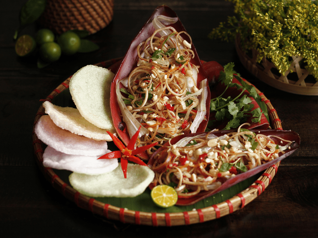 nom-hoa-chuoi-tai-heo-mon-bat-vi-kho-cuong-cua-dan-sanh-an