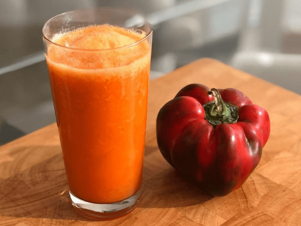 ly-do-nen-uong-nuoc-ep-ot-chuong-de-giam-can