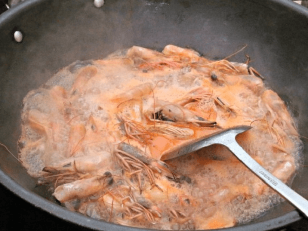 nuoc-dung-len-doi-tu-vo-tom-bi-mat-tao-vi-ngot-tu-nhien