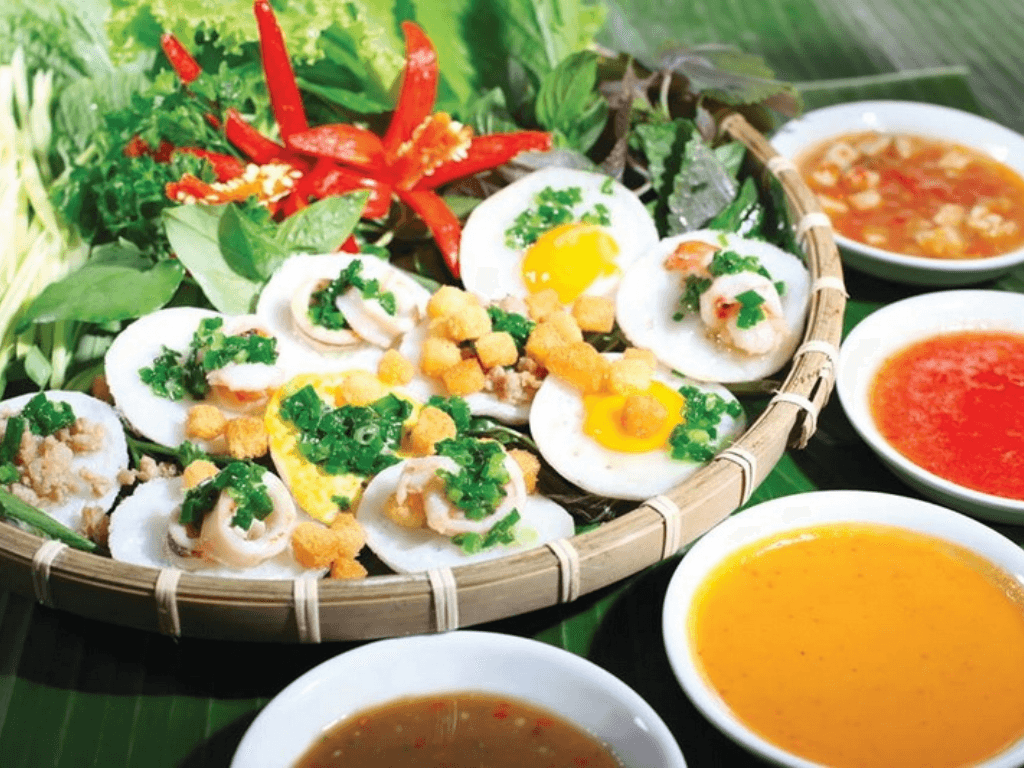 banh-can-mon-banh-gion-ngoai-mem-trong-dam-hon-pho-bien