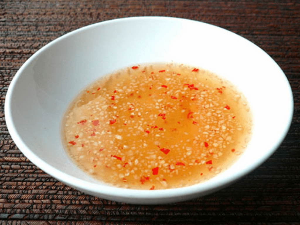 pha-nuoc-tron-nom-bi-quyet-chua-ngot-vua-mieng-thom-nuc-mui