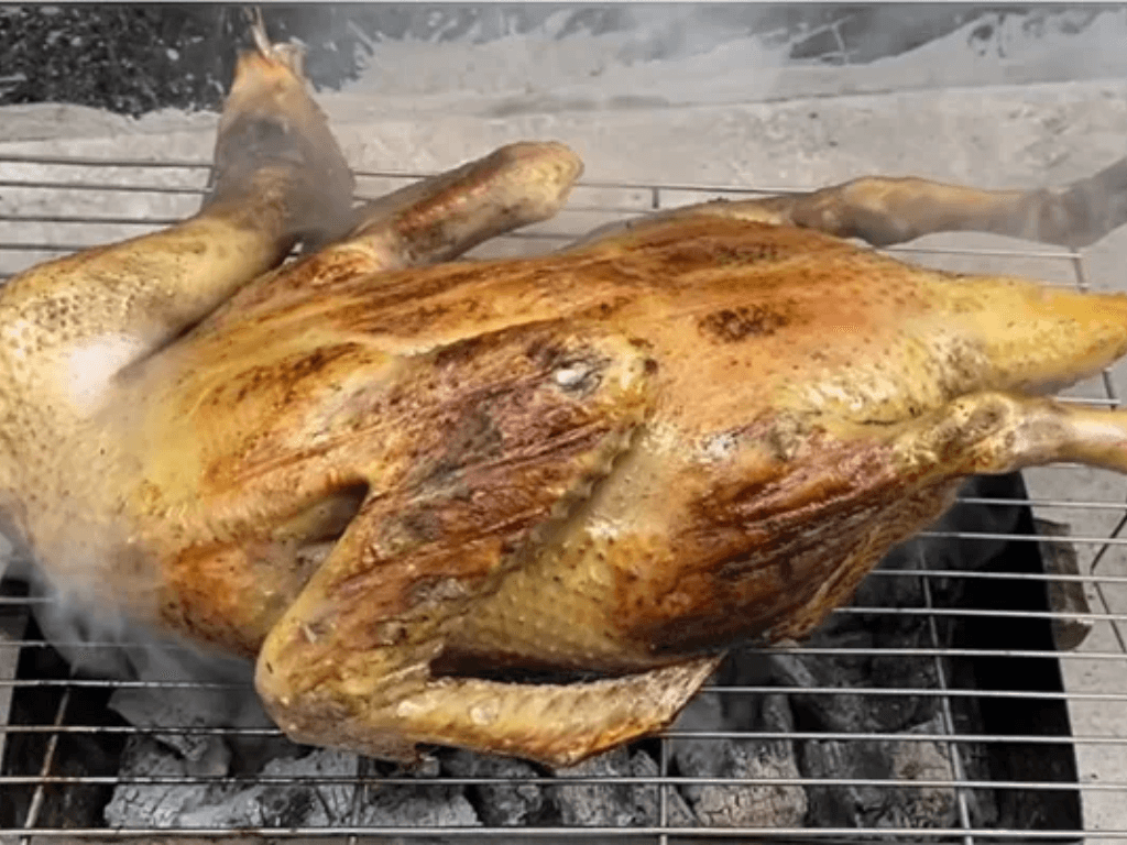 nuong-vit-len-huong-chuan-dau-bep-chi-voi-vai-thao-tac