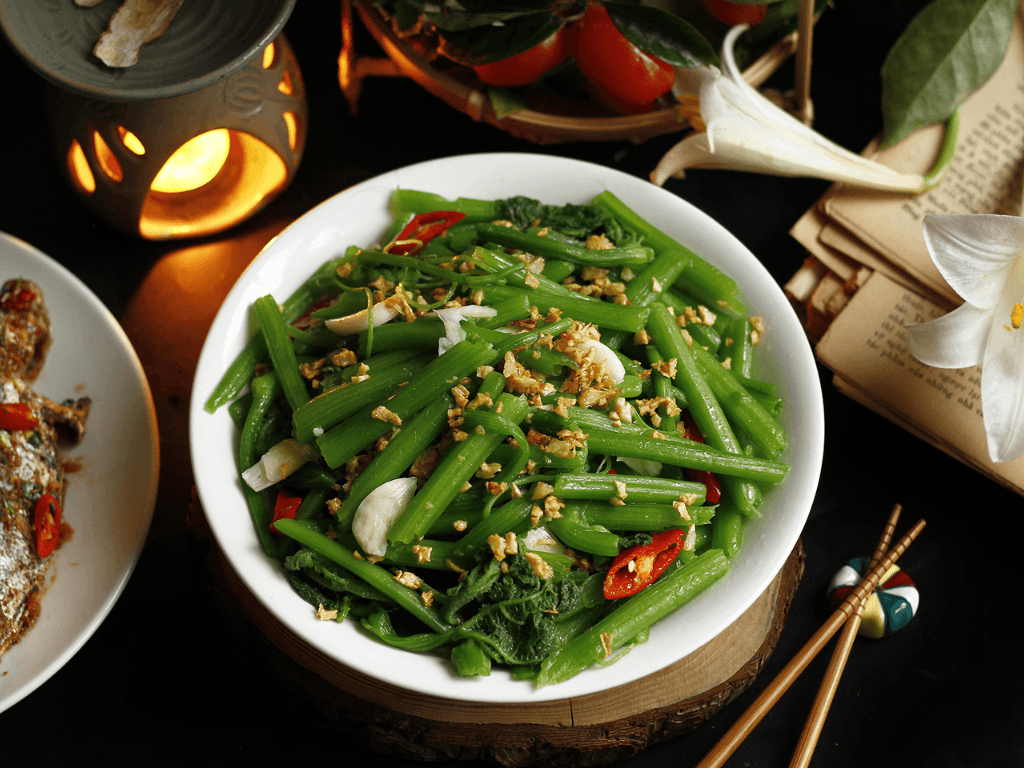 rau-bi-xao-toi-mon-an-dan-da-nhung-gay-thuong-nho