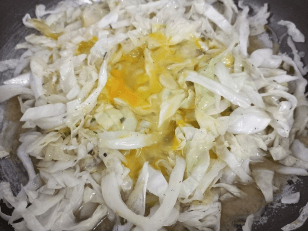 xao-trung-tao-nen-huong-vi-cho-mon-mi