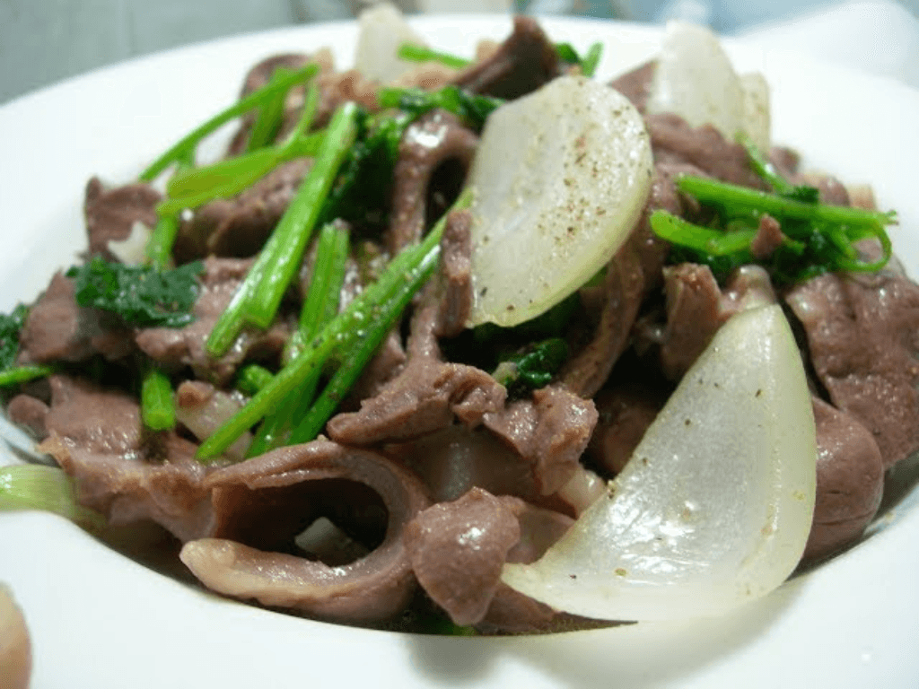 tim-bo-xao-hanh-tay-vi-sao-mon-nay-duoc-long-ca-nha