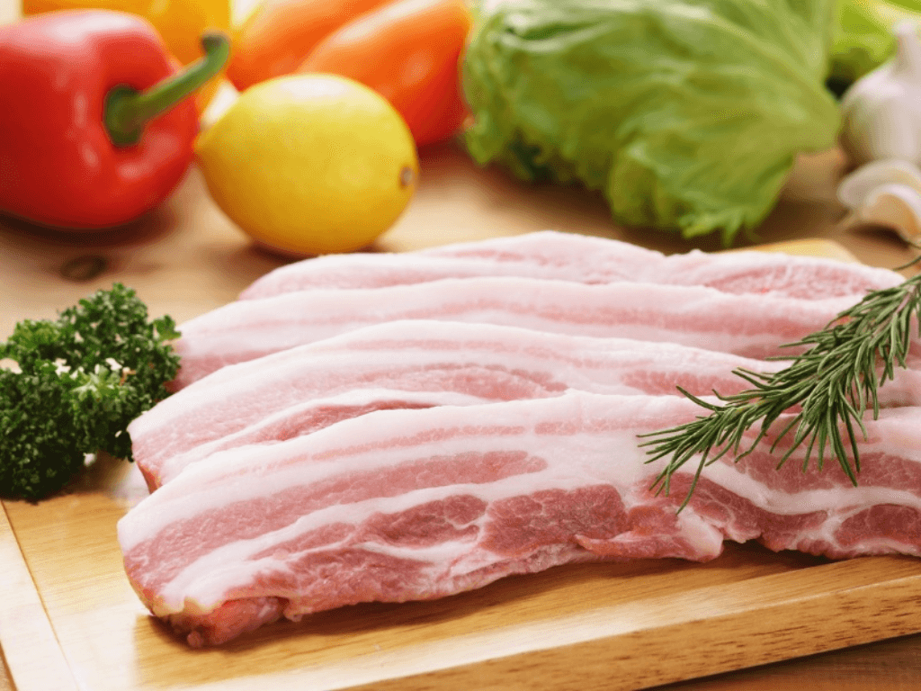 chuan-bi-nguyen-lieu-chon-thit-chuan-de-rim-len-mau-dep-an-khong-ngay