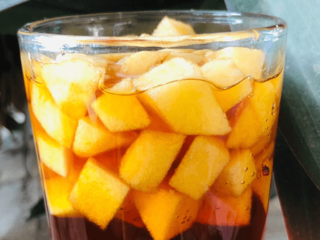 vi-sao-tra-tao-mat-ong-giup-detox-giam-mo-mua-dong