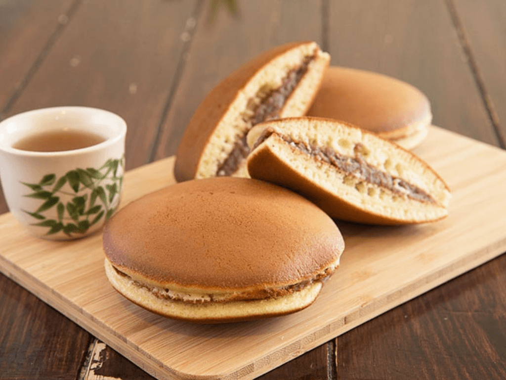 lam-nhan-va-kep-banh-theo-kieu-doremon-chinh-hieu