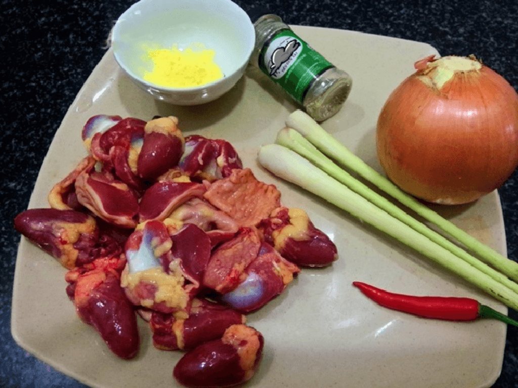 nguyen-lieu-chuan-de-xao-long-ga-ngon