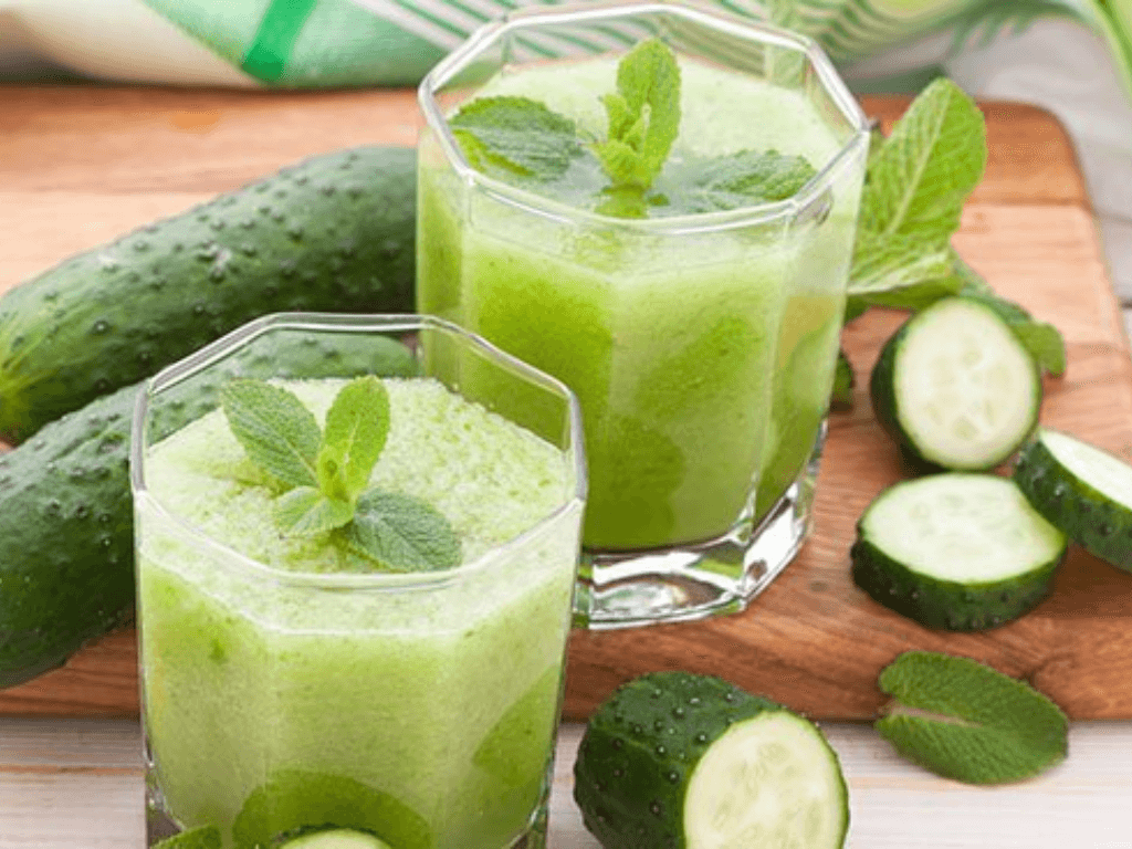 cach-uong-nuoc-ep-dung-de-giam-mo-bung-hieu-qua