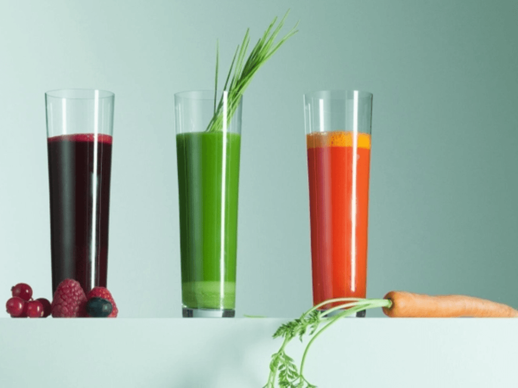 vi-sao-nuoc-ep-giup-giam-mo-bung