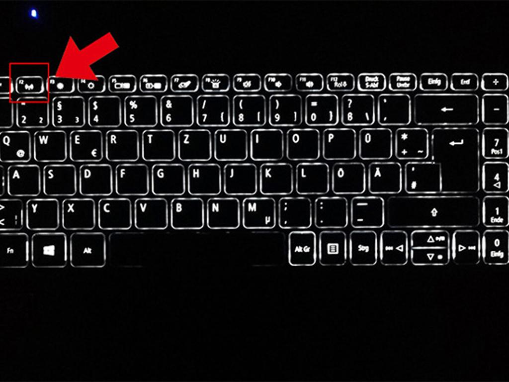 cach-bat-den-ban-phim-laptop