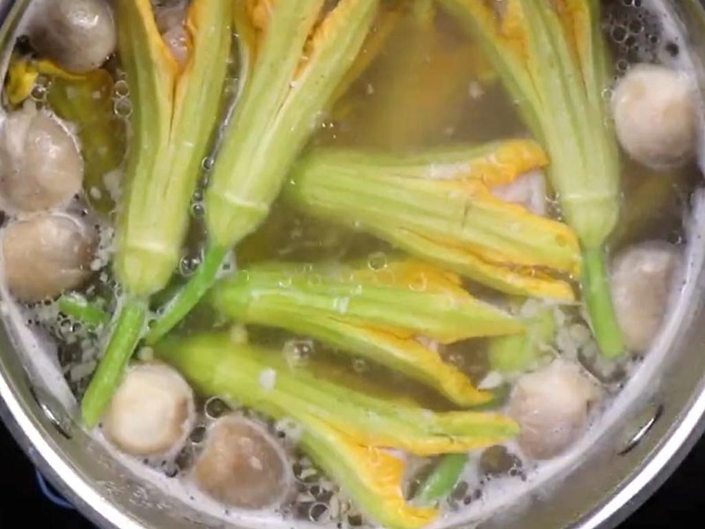 bong-bi-non-nau-ca-thac-lac