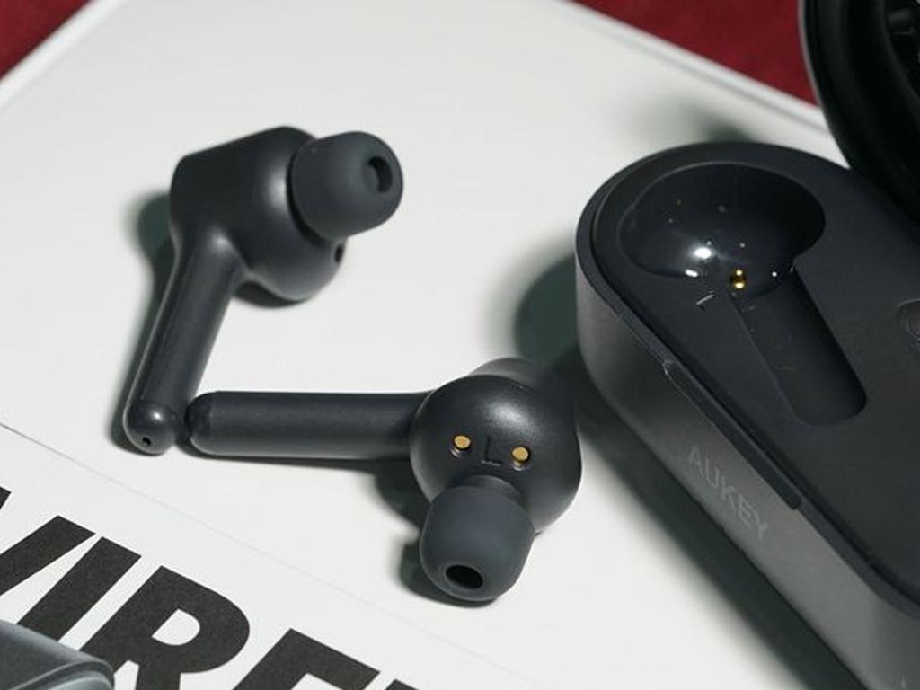 luu-y-khi-mua-tai-nghe-au-key