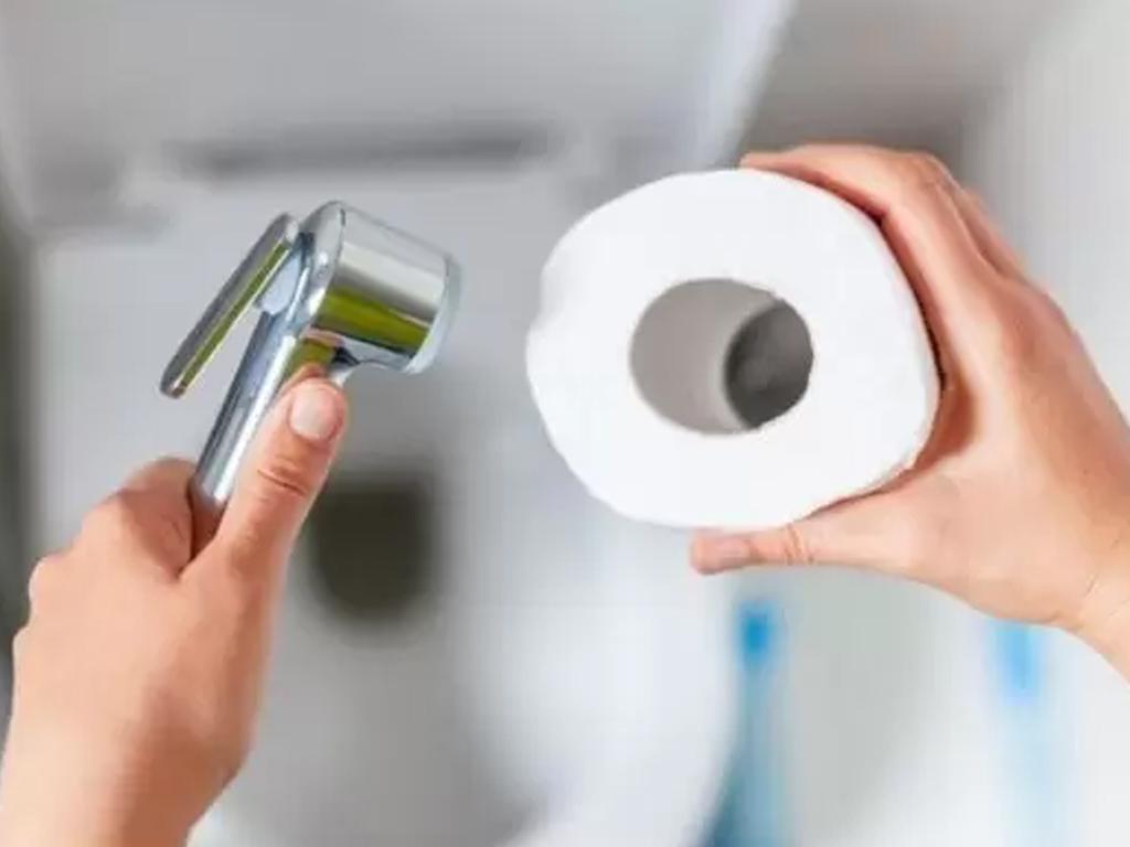 cach-dung-voi-xit-ve-sinh-dung