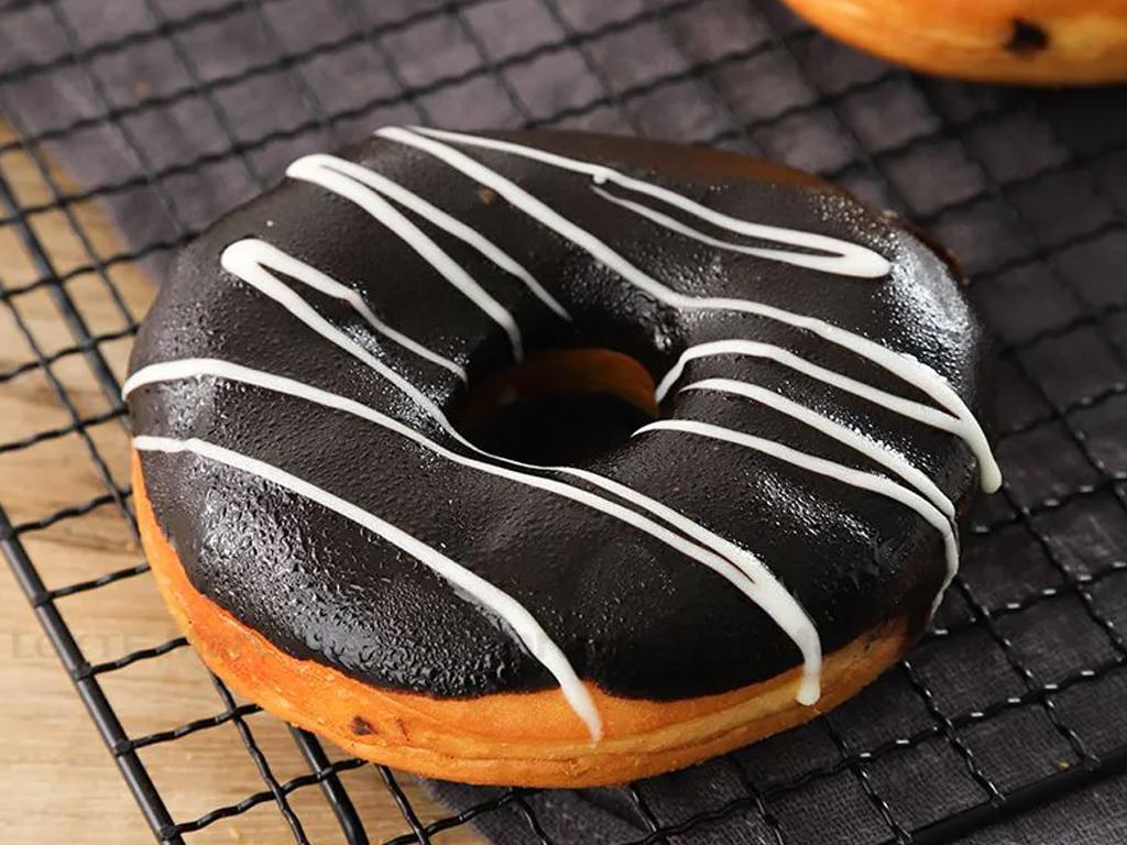 nguyen-lieu-lam-banh-donut-socola