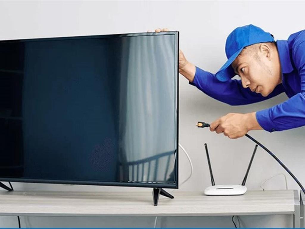 tho-sua-tivi-chuyen-nghiep-dien-may-htech