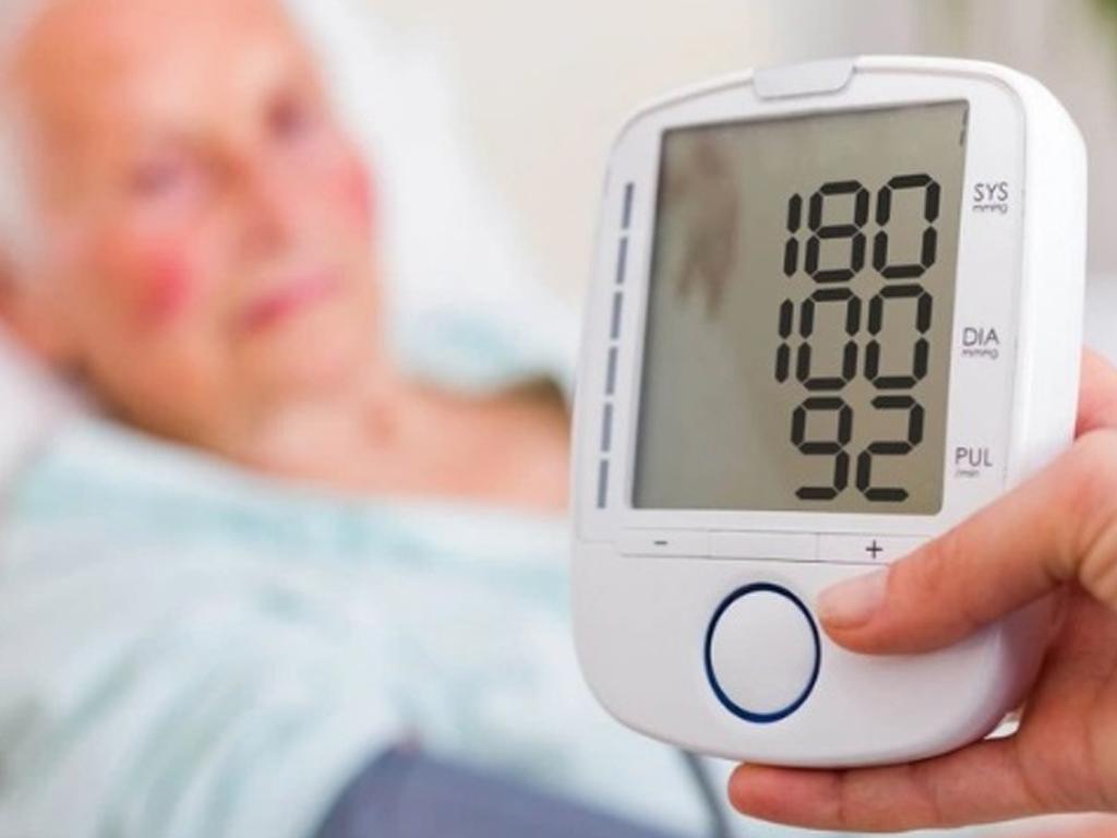 dau-hieu-tang-huyet-ap-dot-ngot