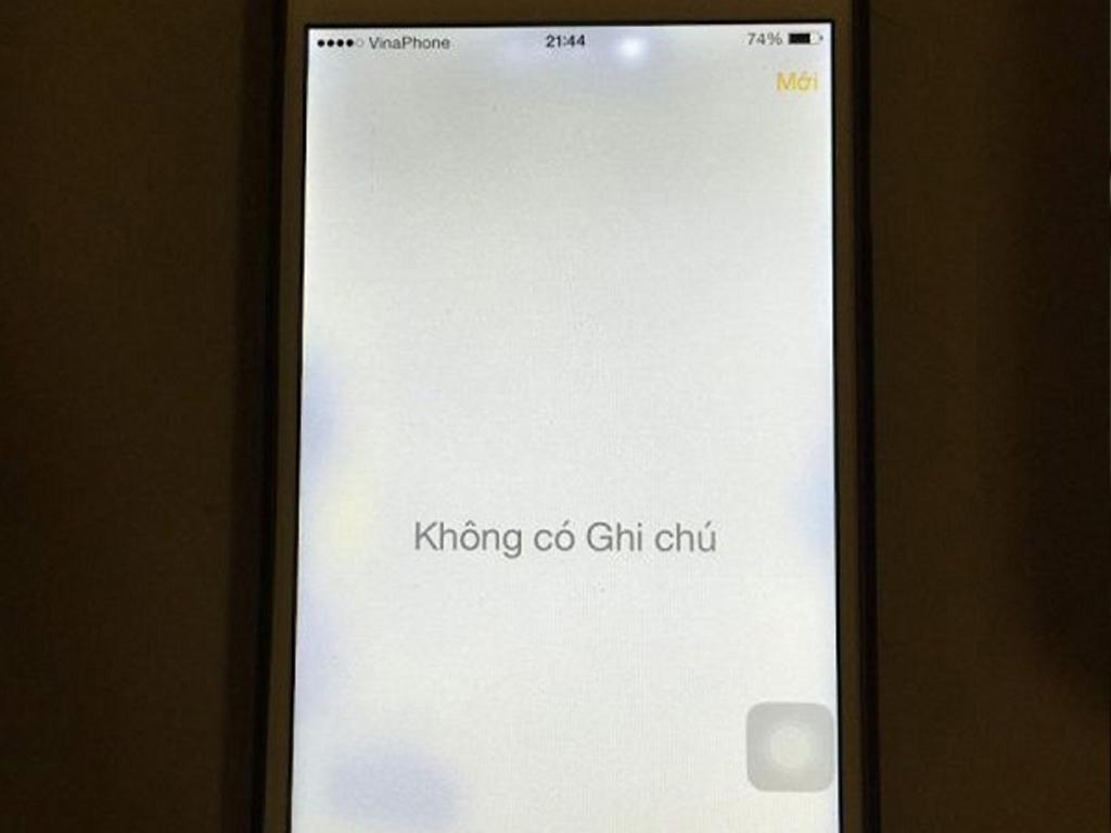 man-dien-thoai-samsung-bi-dom-sang