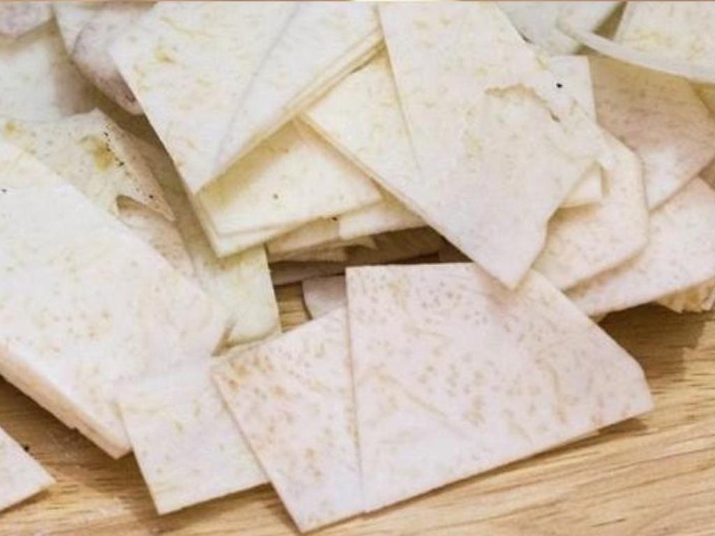 nguyen-lieu-lam-khoai-mon-chien-nuoc-mam