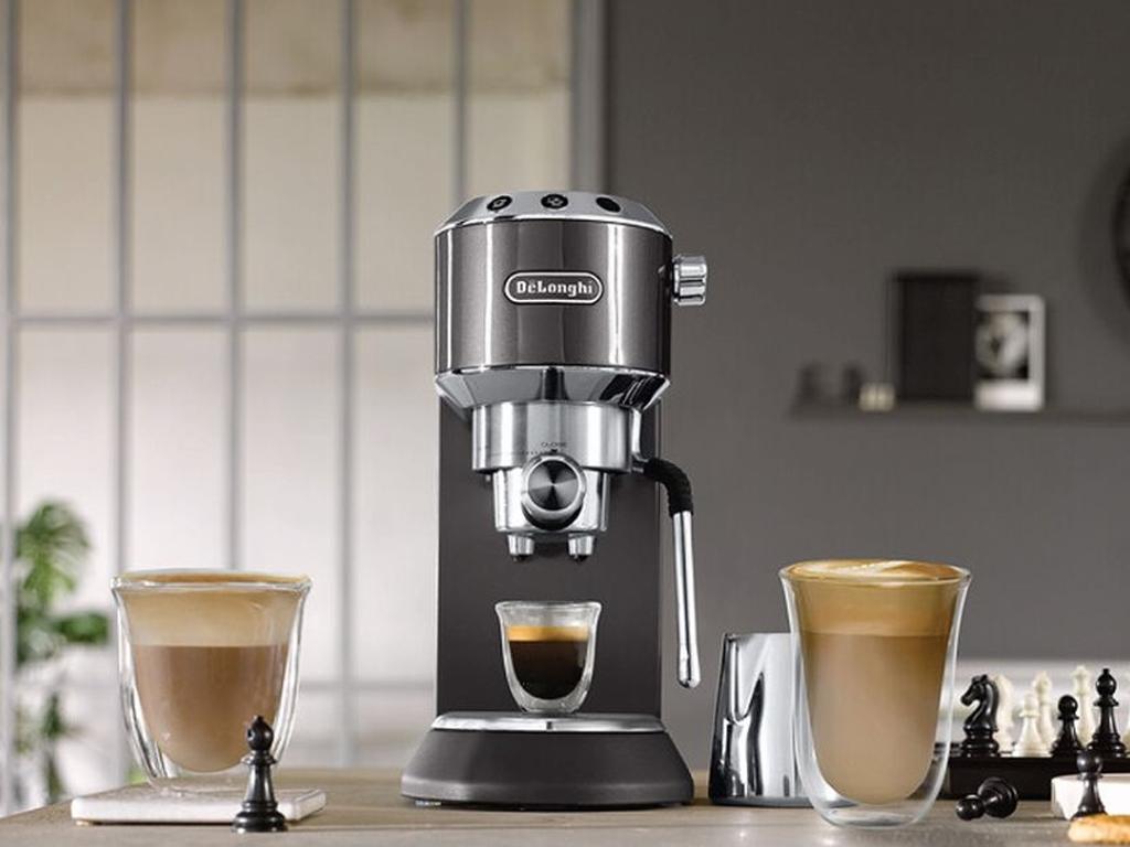 may-pha-ca-phe-Delonghi-cua-nuoc-nao