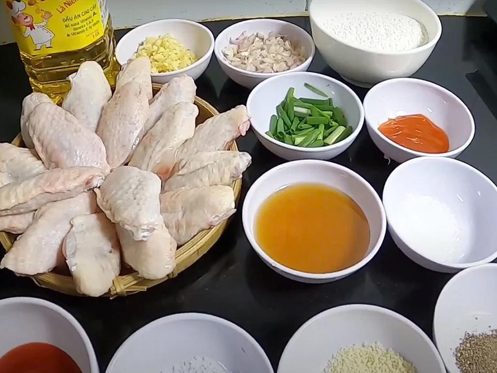 nguyen-lieu-lam-ga-chien-nuoc-mam-mat-ong