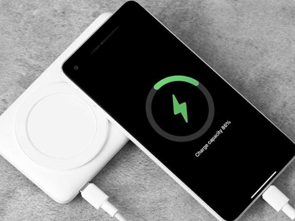 co-nen-mua-sac-du-phong-khong-day