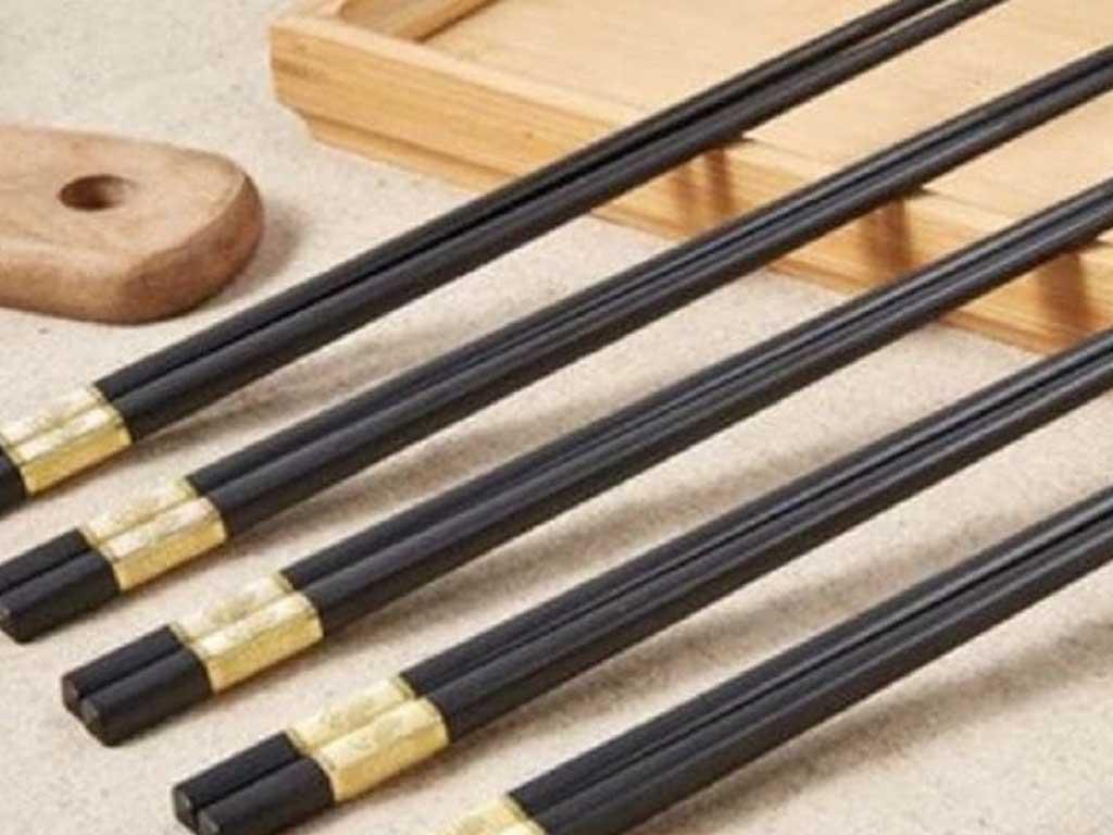 dua-nhua-co-dung-de-chien-khong