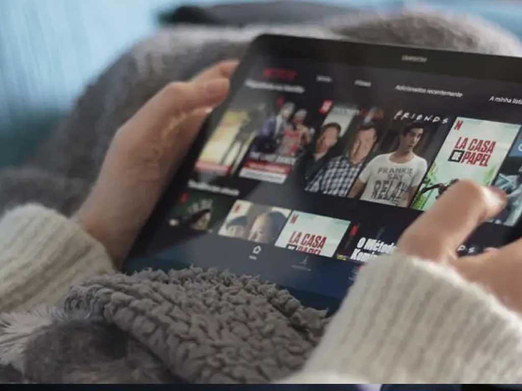 cach-tai-phim-tren-netflix-ve-thiet-bi-khac