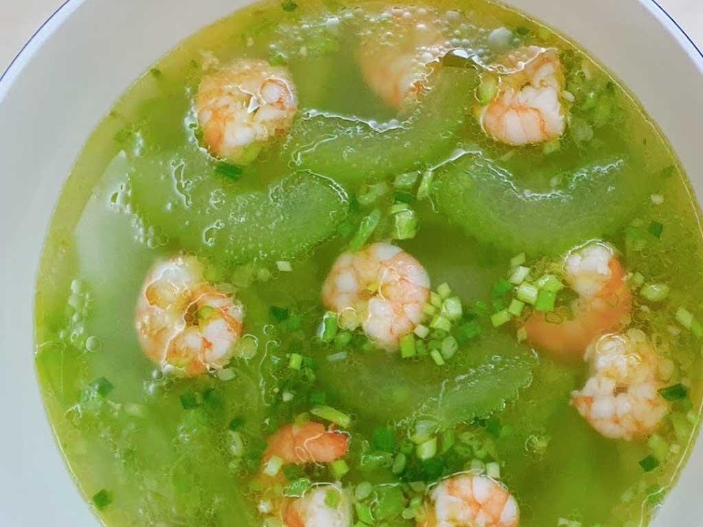 cach-nau-canh-bi-xanh-nau-tom-nhanh