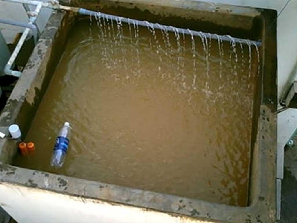 cach-xu-ly-nuoc-nhiem-man-truyen-thong