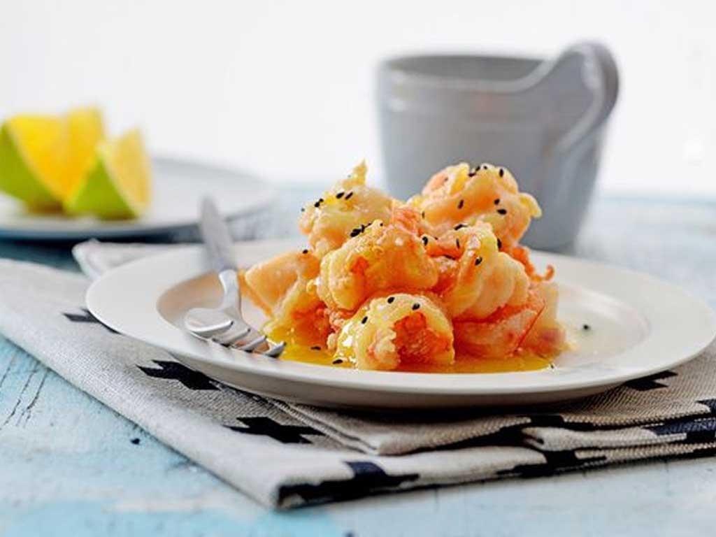 tom-sot-cam-cho-be-an-dam